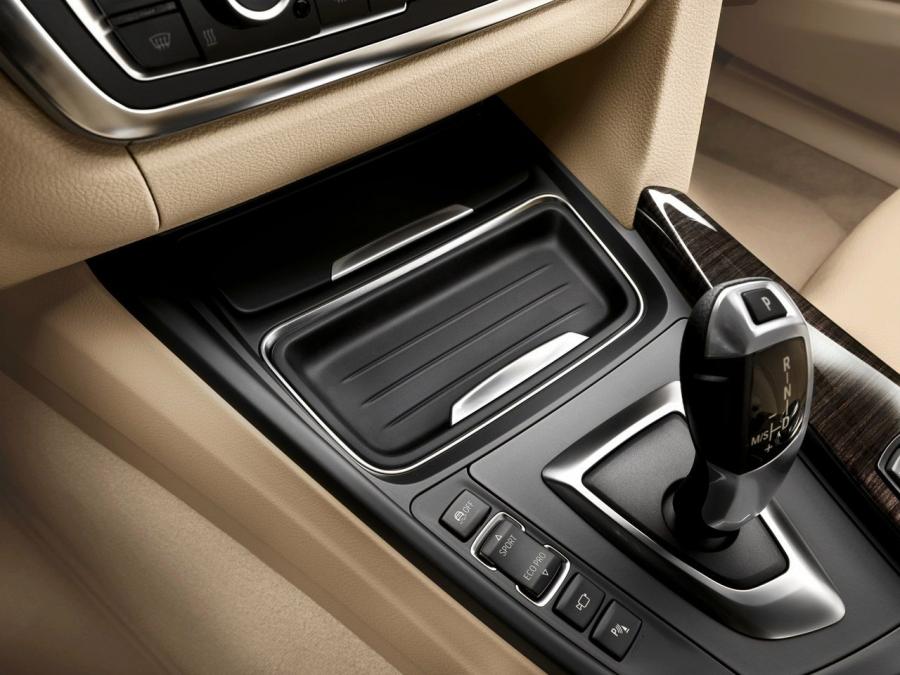  BMW 3-Series 2012 года  (фото 67 из 191)